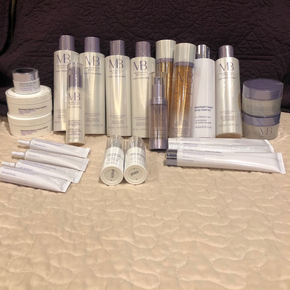 Set of Cindy Crawford facial cleaner